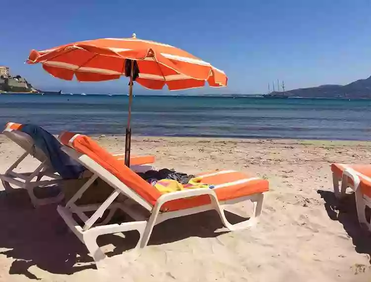 Plage privée - Sun Beach - restaurant CALVI - top restaurant CALVI